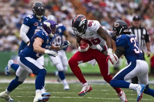 开云体育在线-意甲焦点战之夜，伦纳德末节接管比赛