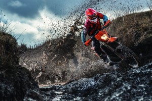 开云体育APP下载-当爱德华兹撕裂达拉斯的夜晚，森林狼的孤星如何照亮团队篮球的极限