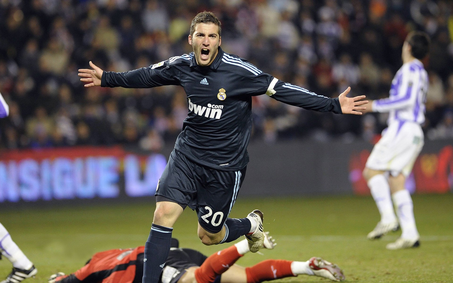 意甲焦点战，韩国力量如何重塑AC米兰的战术版图